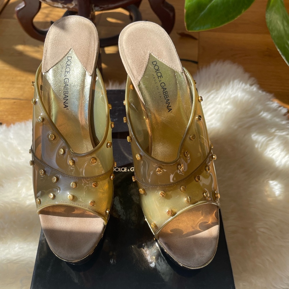 Dolce and Gabbana Vintage Platform Heel EU 39/ US 8